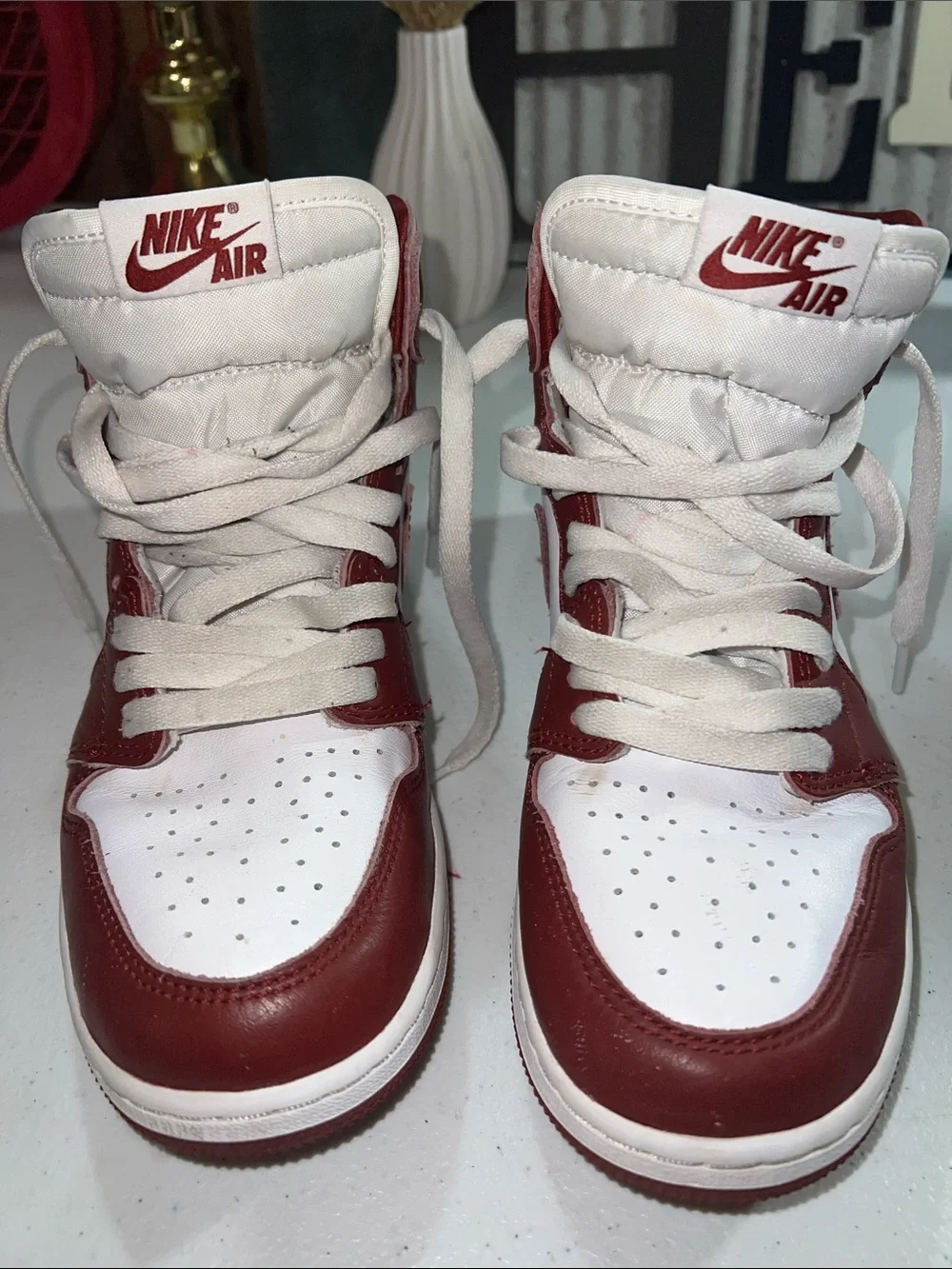 Air Jordan 1 Retro High OG 'Artisanal Red' sneakers
